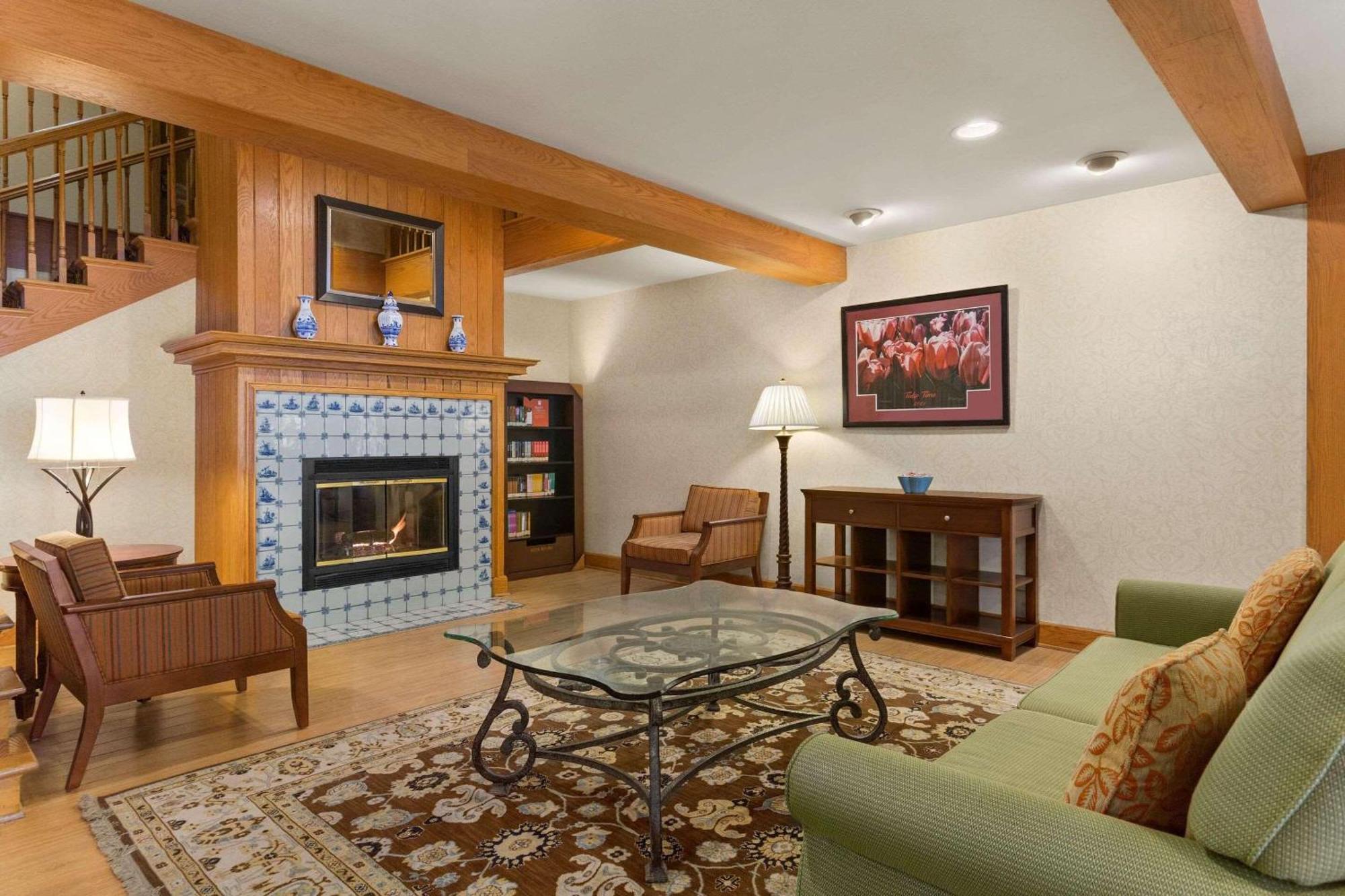 Country Inn & Suites By Radisson, Holland, Mi Eksteriør bilde